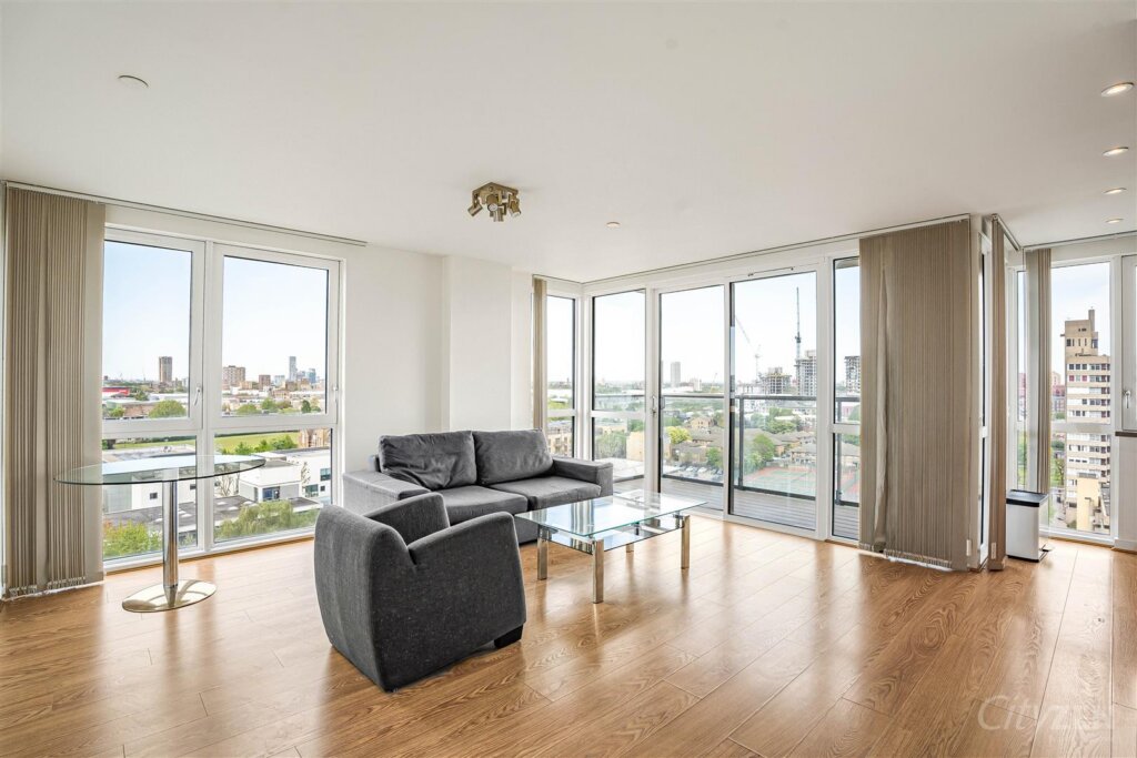 The Panoramic, Willis Street