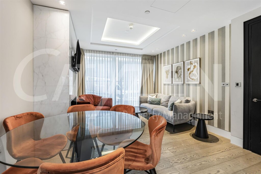 389 Kensington High Street, London