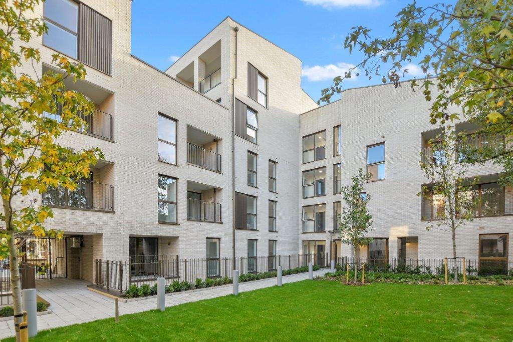 The Avenue, Queens Park, London