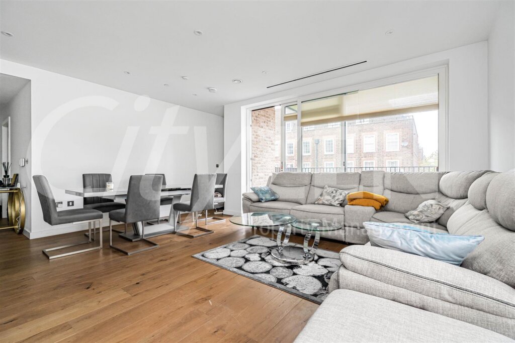 Fisherton Street, London