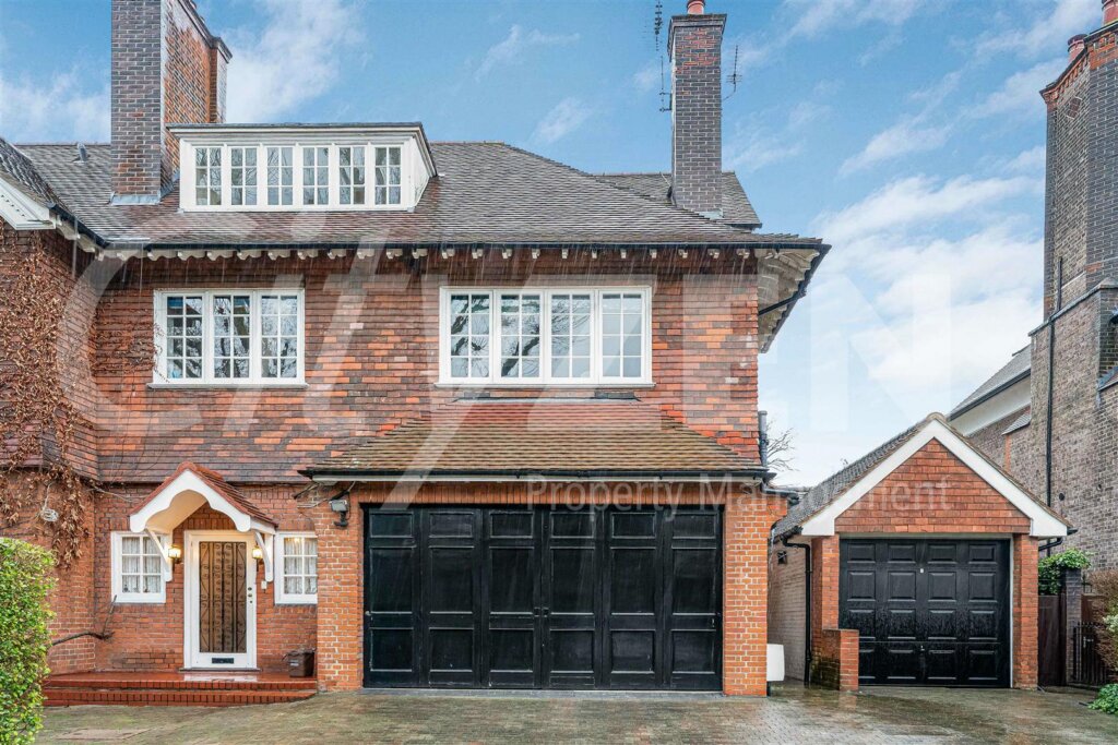 Wadham Gardens, London