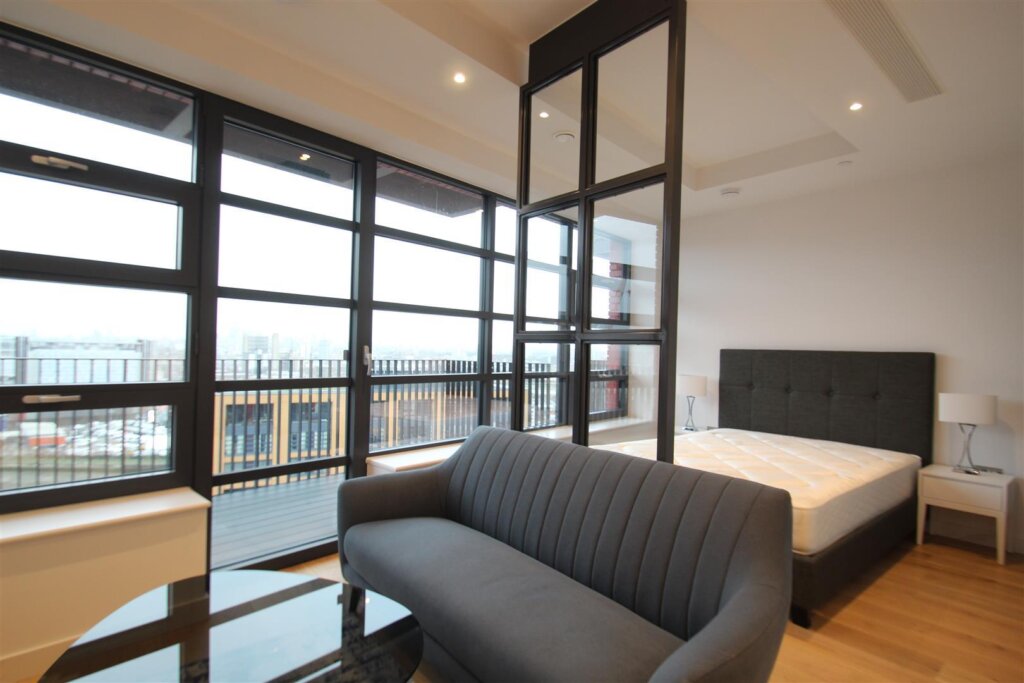 Defoe House, London City Island, London