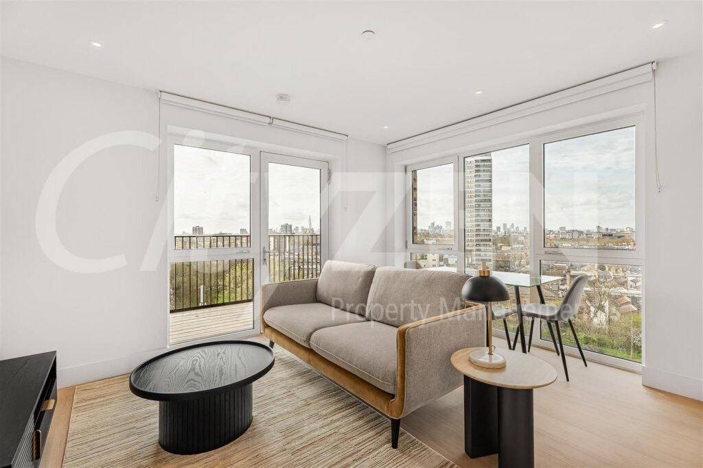 Maple Mews, London