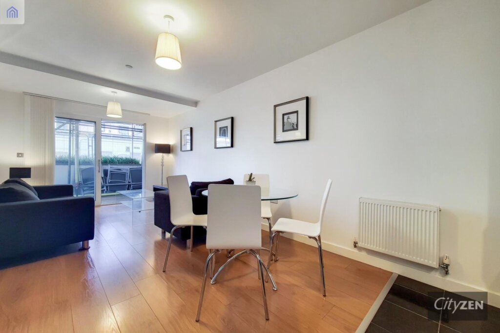 City Peninsula, Barge Walk, London