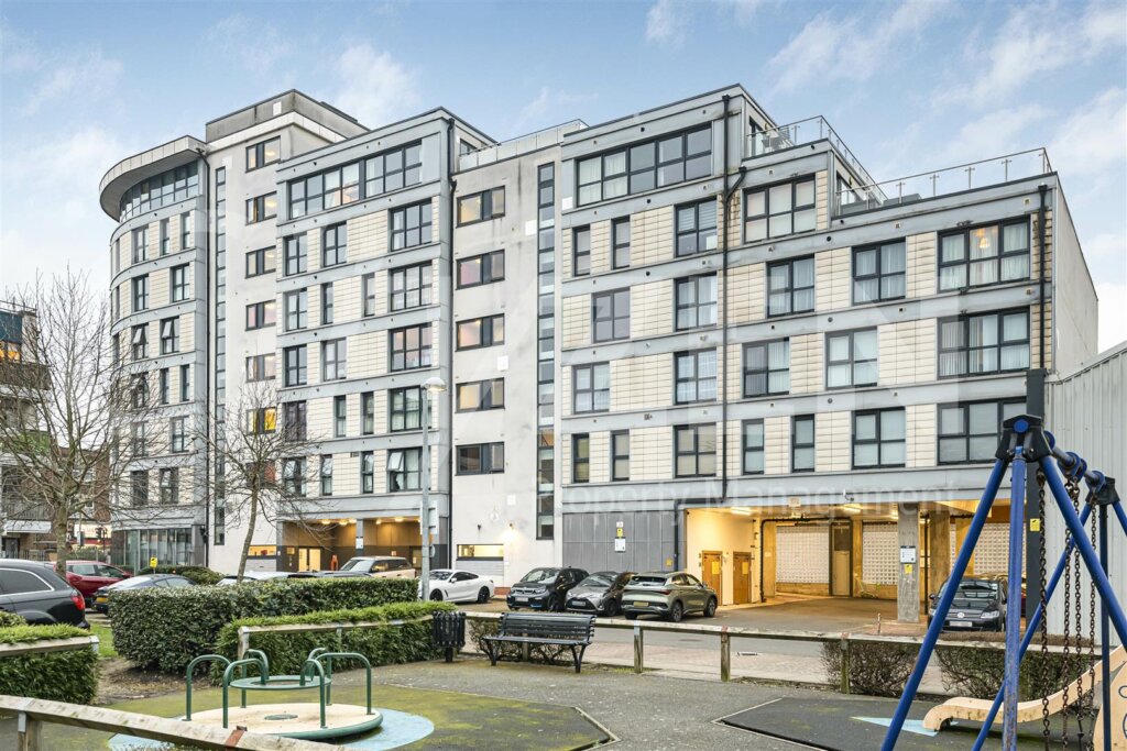 Warneford Court, Mannock Close, London